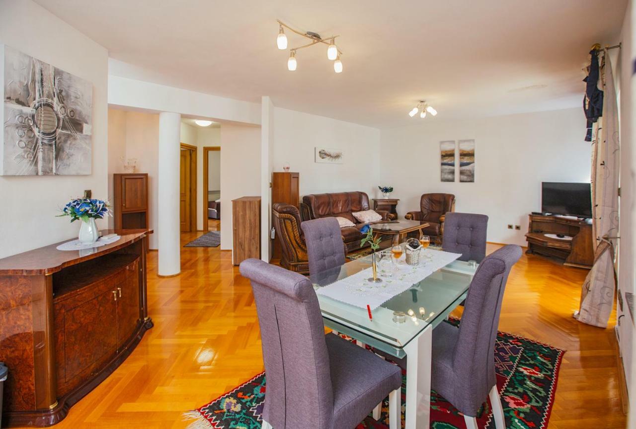 Apartments Dilber Split Bagian luar foto